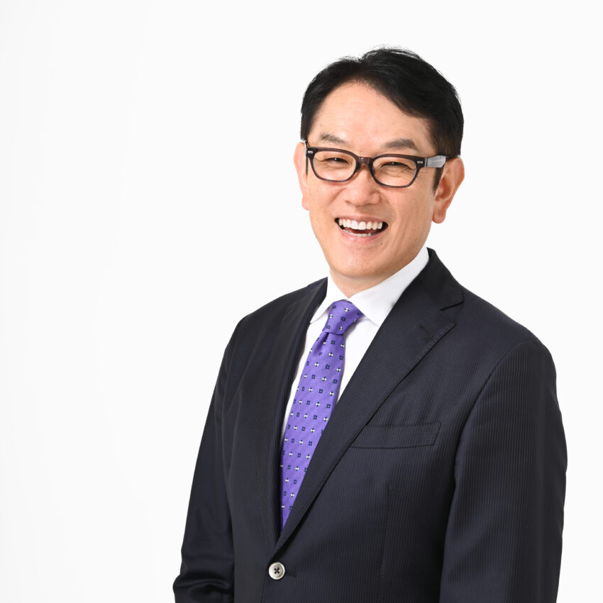 東京グローバルビジネス専門学校<br /> 校長 佐々木 由